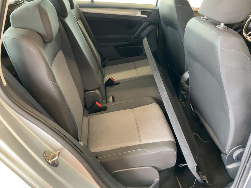 Volkswagen Golf VII Sportsvan 1.2 TSI Trendline BlueMotion Tech 2015 – снимка 20