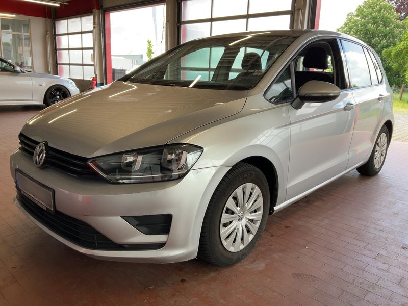 Volkswagen Golf VII Sportsvan 1.2 TSI Trendline BlueMotion Tech 2015 – снимка 1