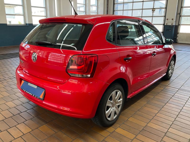 Volkswagen Polo 1.2 Trendline 2009 – снимка 2
