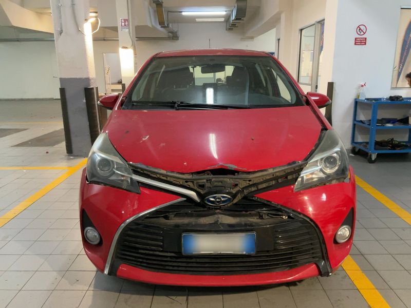 Toyota Yaris 1.5 Hybrid Active 2015 – снимка 14