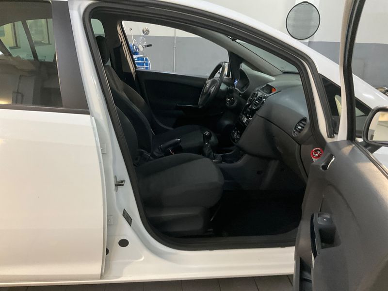 Opel Corsa 1.2 Edition 2013 – снимка 3