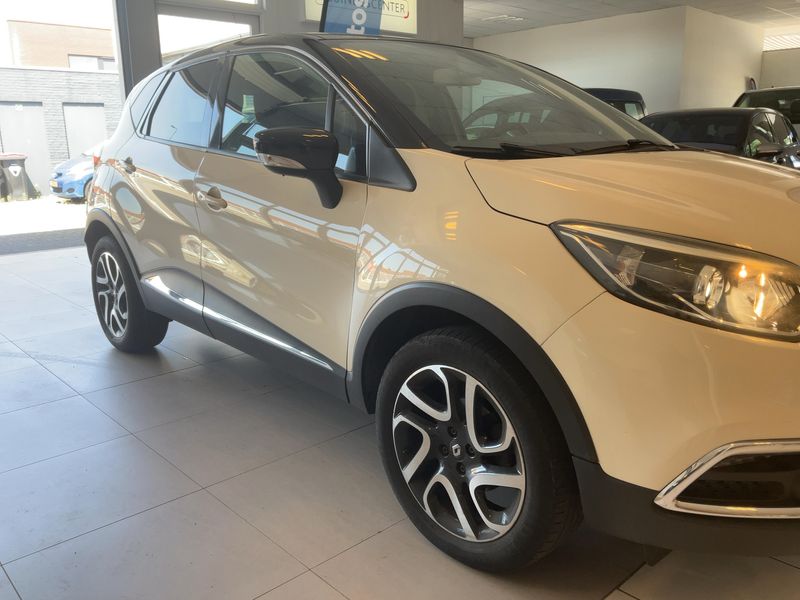 Renault Captur 0.9 Energy Intens 2015 – снимка 12