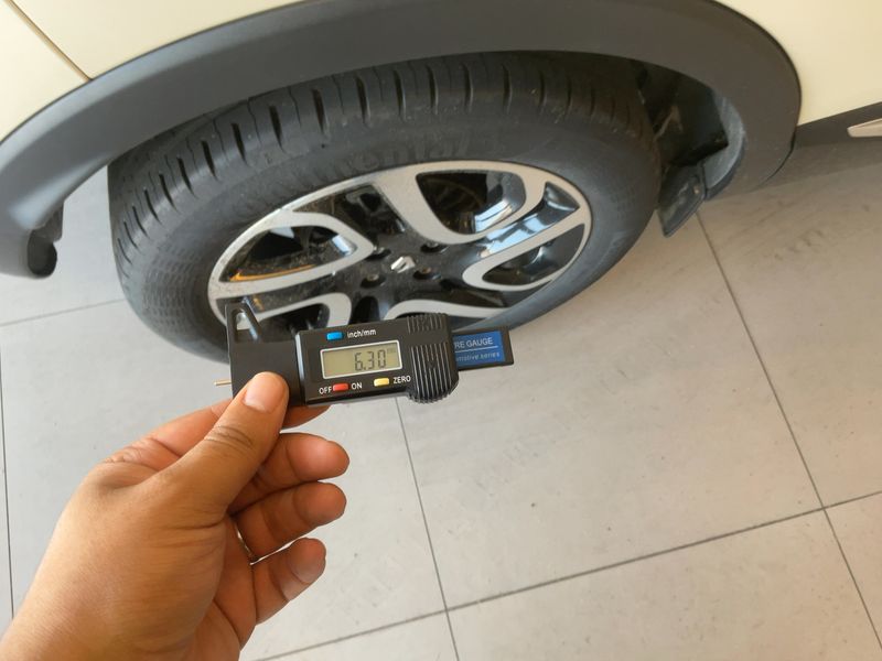 Renault Captur 0.9 Energy Intens 2015 – снимка 9