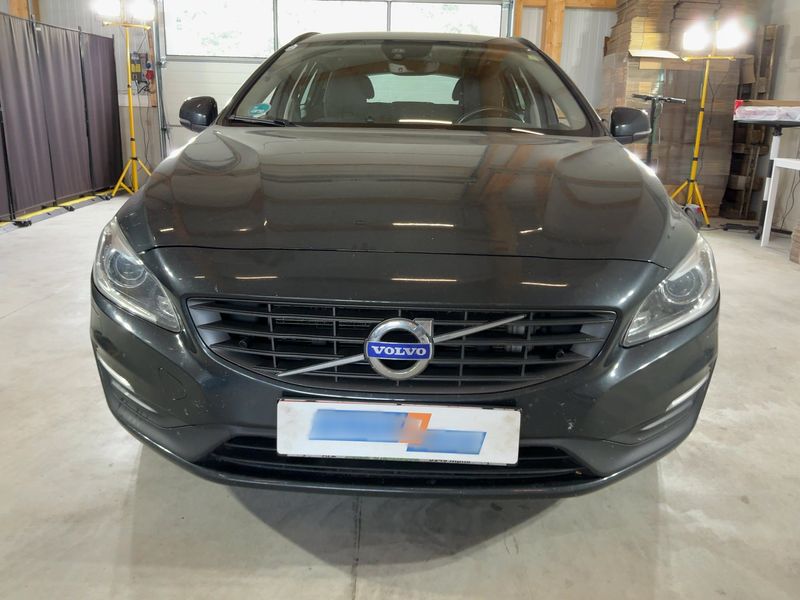 Volvo V60 2.0 D2 Kinetic 2018 – снимка 14