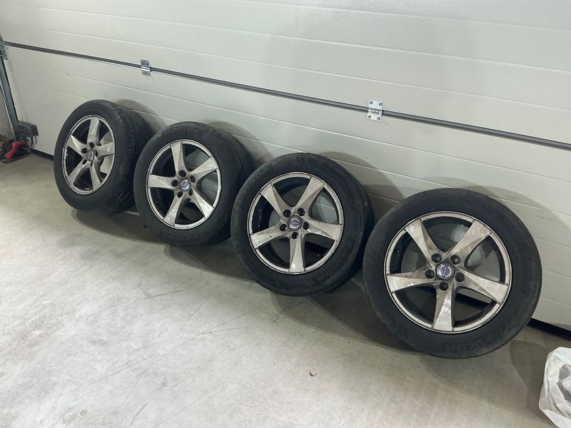 Volvo V60 2.0 D2 Kinetic 2018 – снимка 15