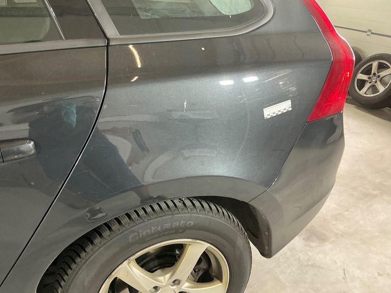 Volvo V60 2.0 D2 Kinetic 2018 – снимка 47