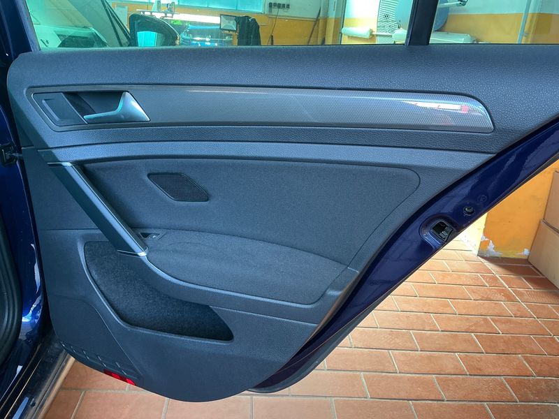Volkswagen Golf VII 1.6 TDI IQ-DRIVE 2019 – снимка 26