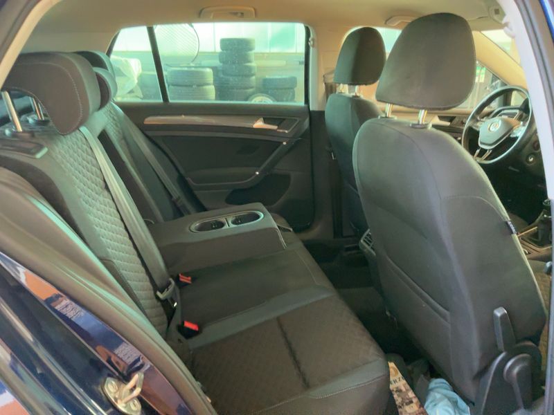 Volkswagen Golf VII 1.6 TDI IQ-DRIVE 2019 – снимка 20