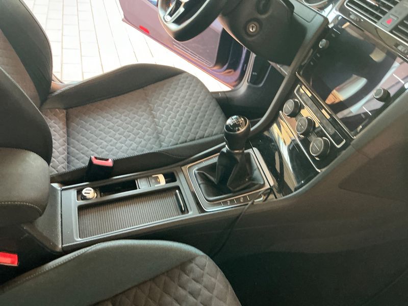 Volkswagen Golf VII 1.6 TDI IQ-DRIVE 2019 – снимка 24