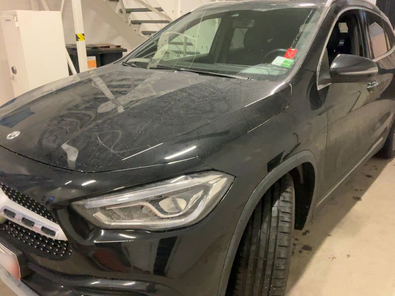 Mercedes-Benz GLA-Klasse GLA 220 d AMG Line 2022 – снимка 2