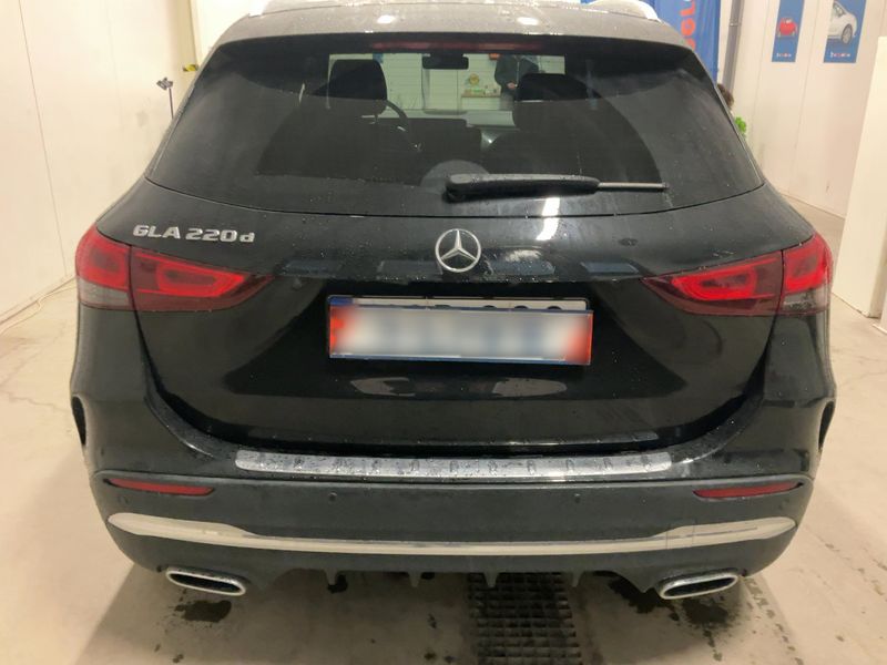 Mercedes-Benz GLA-Klasse GLA 220 d AMG Line 2022 – снимка 7