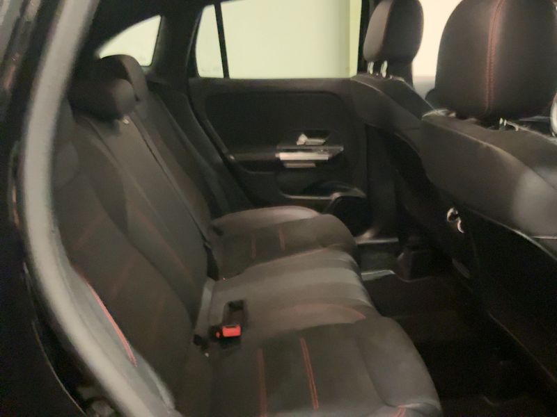 Mercedes-Benz GLA-Klasse GLA 220 d AMG Line 2022 – снимка 20