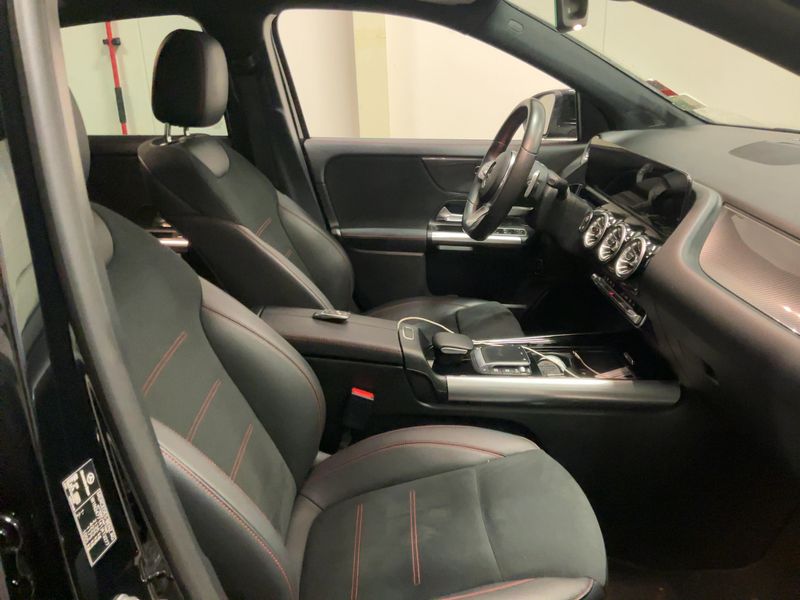 Mercedes-Benz GLA-Klasse GLA 220 d AMG Line 2022 – снимка 17