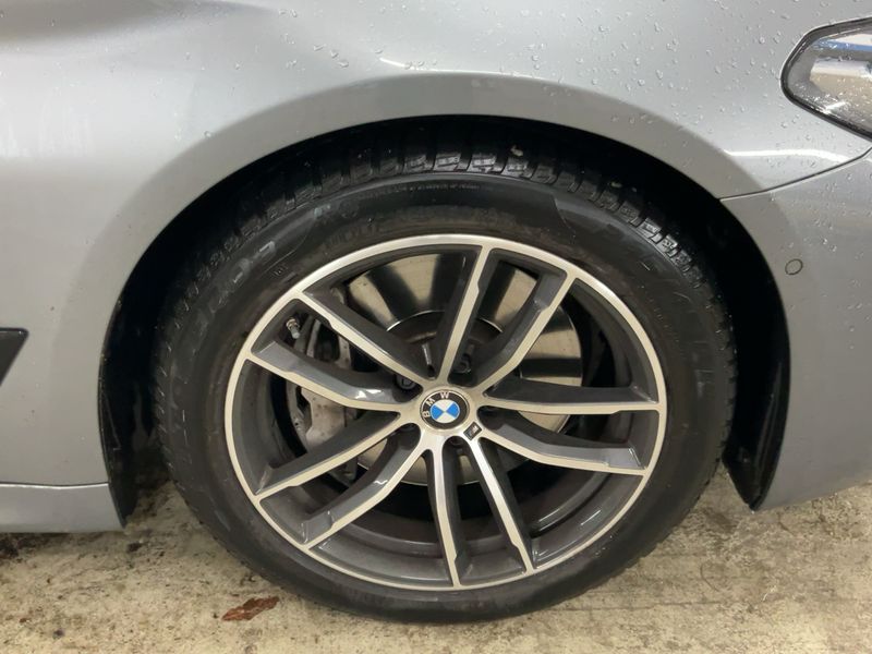BMW 5er 530d Mild-Hybrid M Sport 2024 – снимка 11