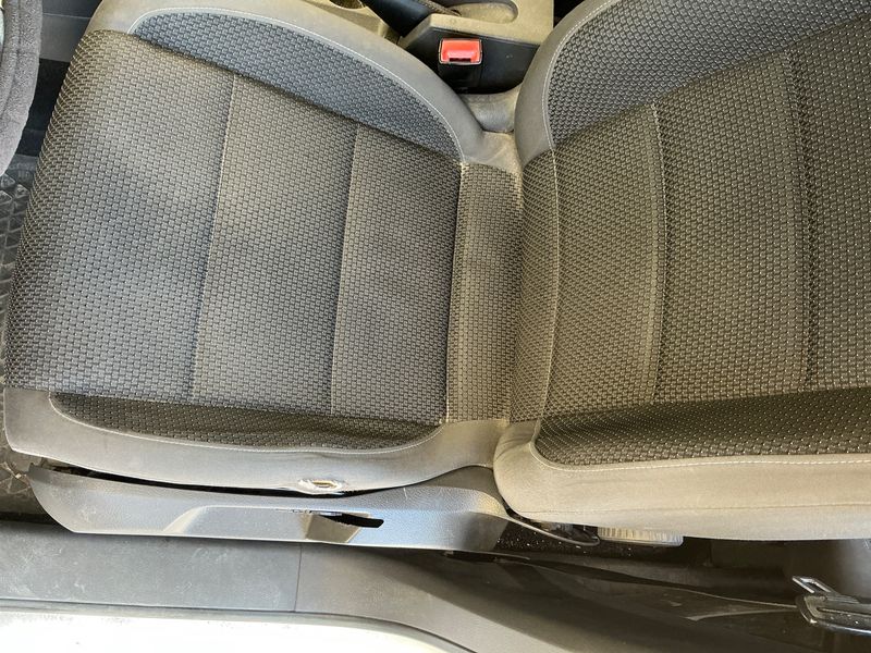 Volkswagen Touran 2.0 TDI Advance 2014 – снимка 34
