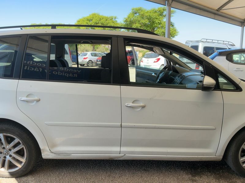 Volkswagen Touran 2.0 TDI Advance 2014 – снимка 10