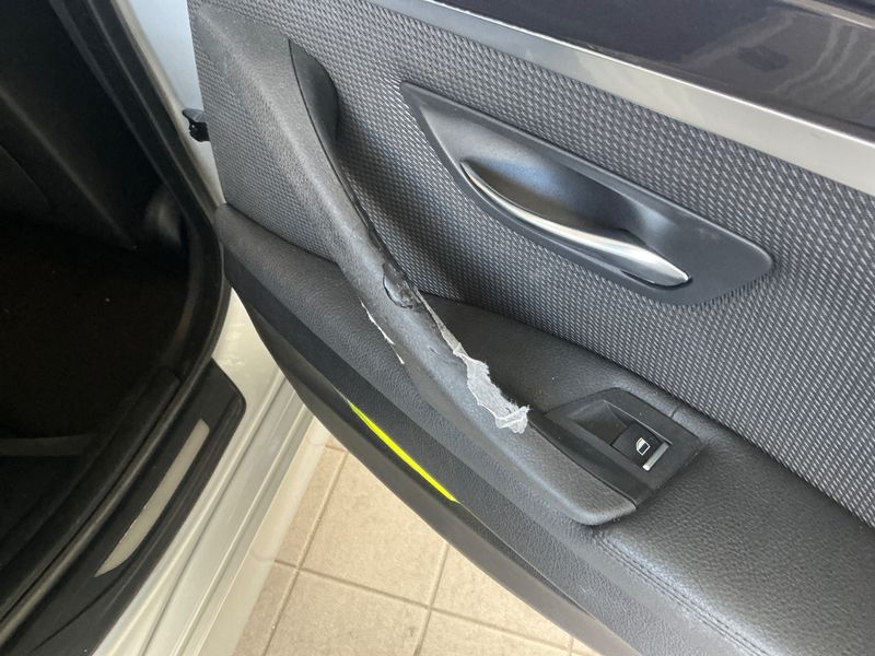 BMW 5er 520d 2011 – снимка 22