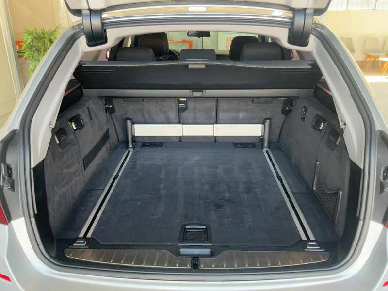 BMW 5er 520d 2011 – снимка 15