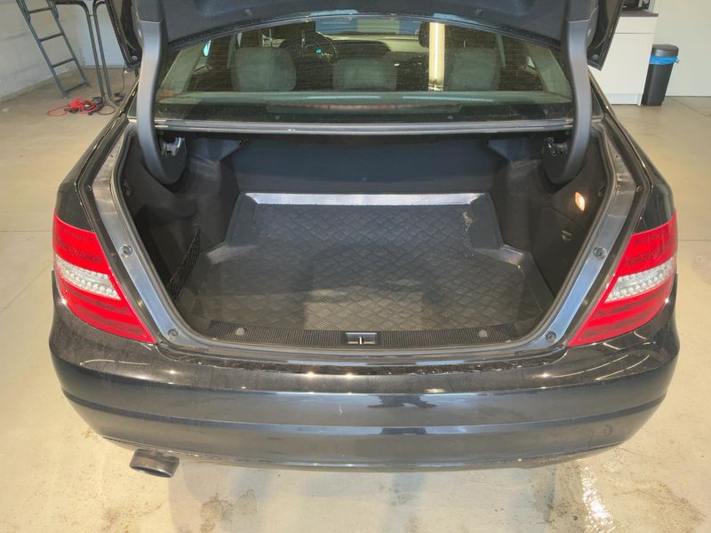 Mercedes-Benz C-Klasse C 200 CGI BlueEfficiency Classic 2011 – снимка 15
