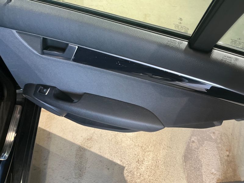 Mercedes-Benz C-Klasse C 200 CGI BlueEfficiency Classic 2011 – снимка 23