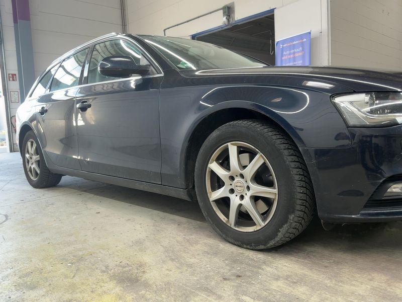 Audi A4 2.0 TDI quattro Ambiente 2015 – снимка 12