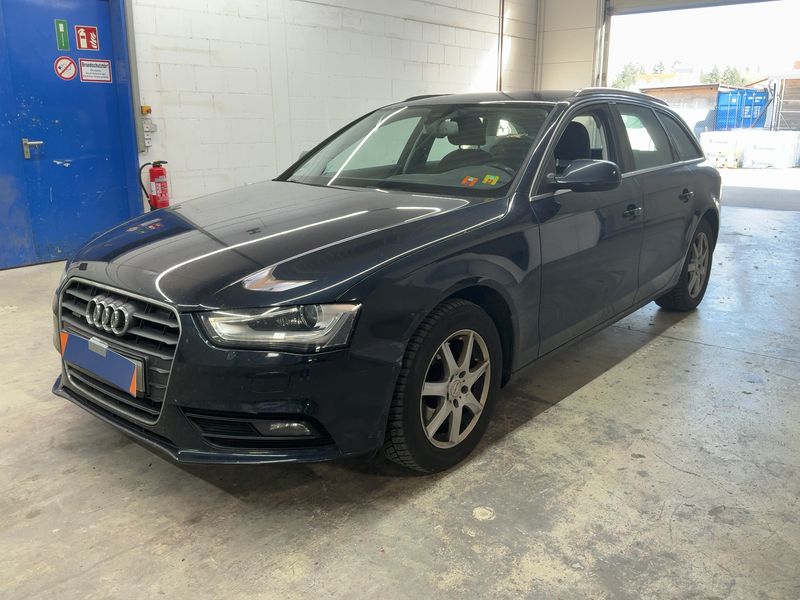 Audi A4 2.0 TDI quattro Ambiente 2015 – снимка 1