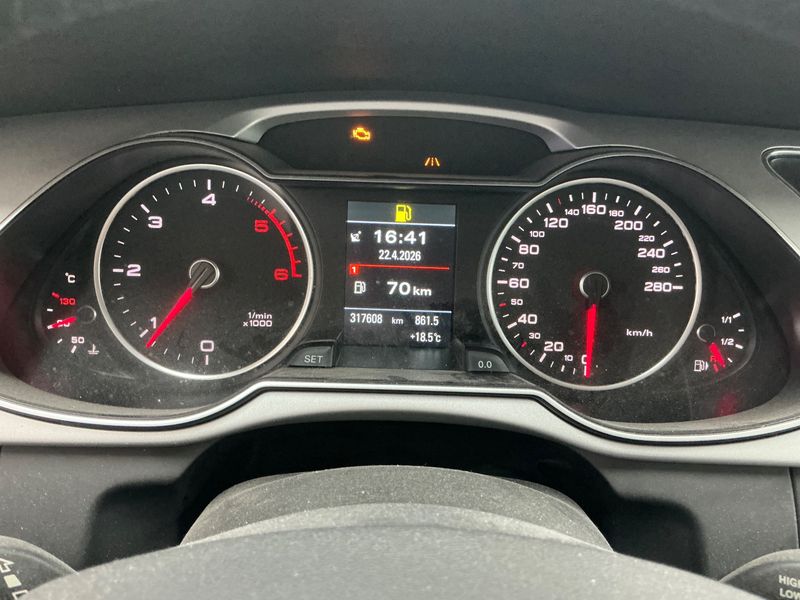 Audi A4 2.0 TDI quattro Ambiente 2015 – снимка 19