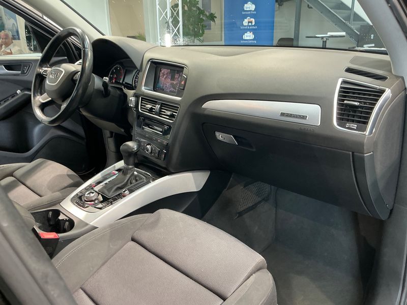 Audi Q5 2.0 TDI quattro 2013 – снимка 23