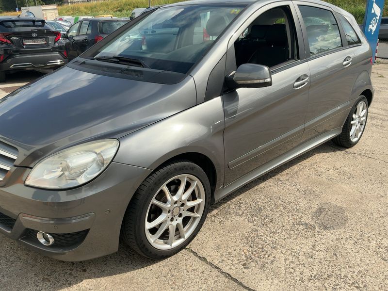 Mercedes-Benz B-Klasse B 180 CDI 2010 – снимка 2