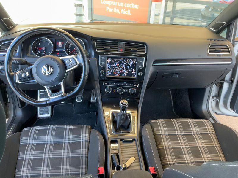 Volkswagen Golf VII 2.0 TDI GTD BlueMotion Tech 2017 – снимка 17