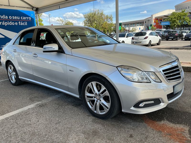 Mercedes-Benz E-Klasse E 250 CGI BlueEfficiency Avantgarde 2009 – снимка 12
