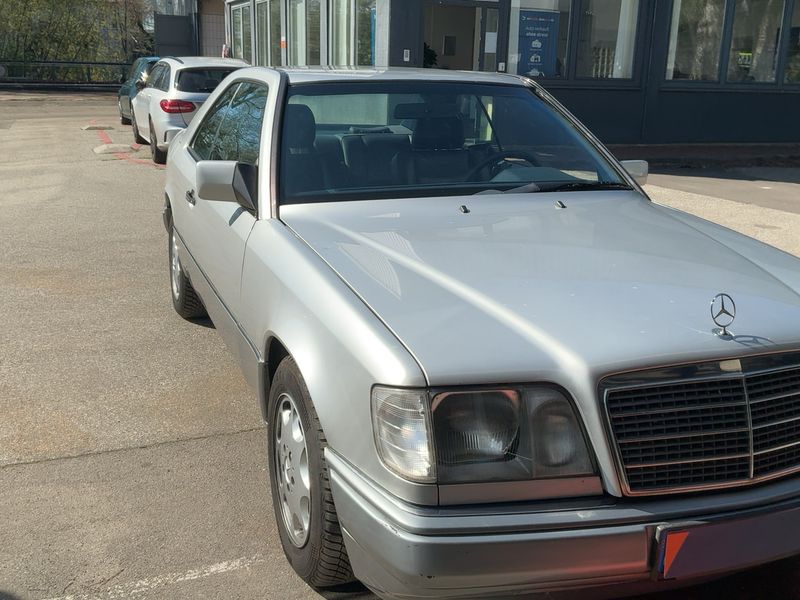 Mercedes-Benz E-Klasse 220 CE 1994 – снимка 12