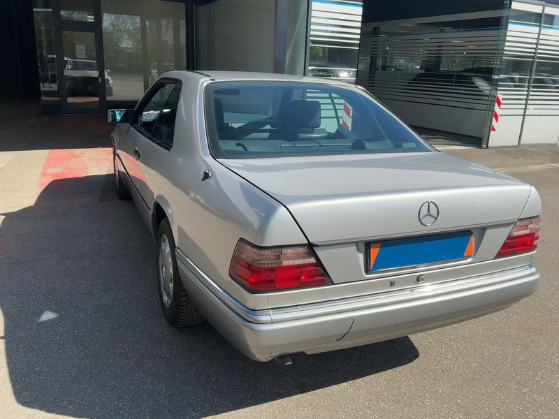 Mercedes-Benz E-Klasse 220 CE 1994 – снимка 6