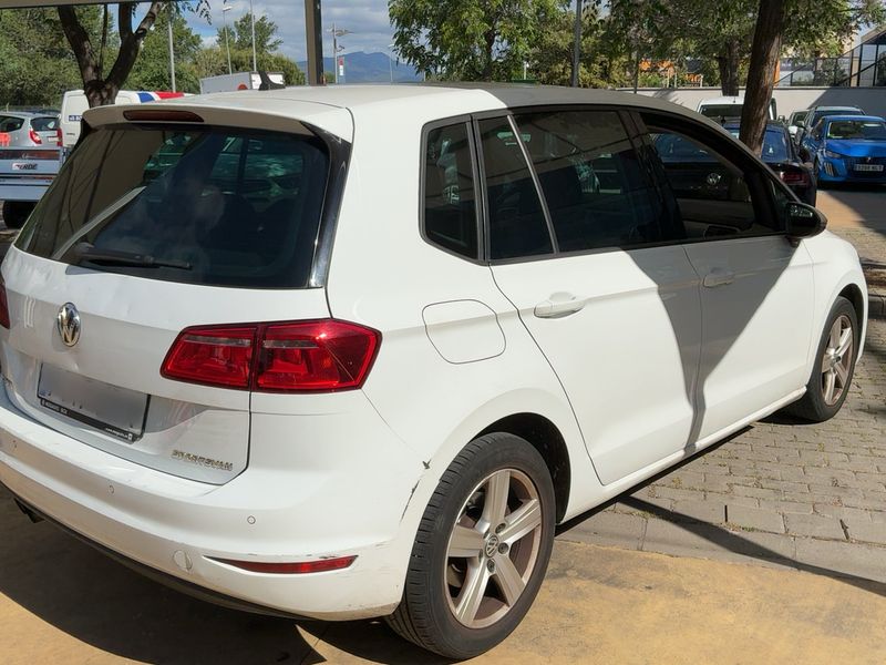 Volkswagen Golf VII Sportsvan 2.0 TDI Advance BlueMotion Tech 2017 – снимка 8