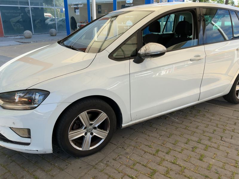 Volkswagen Golf VII Sportsvan 2.0 TDI Advance BlueMotion Tech 2017 – снимка 2