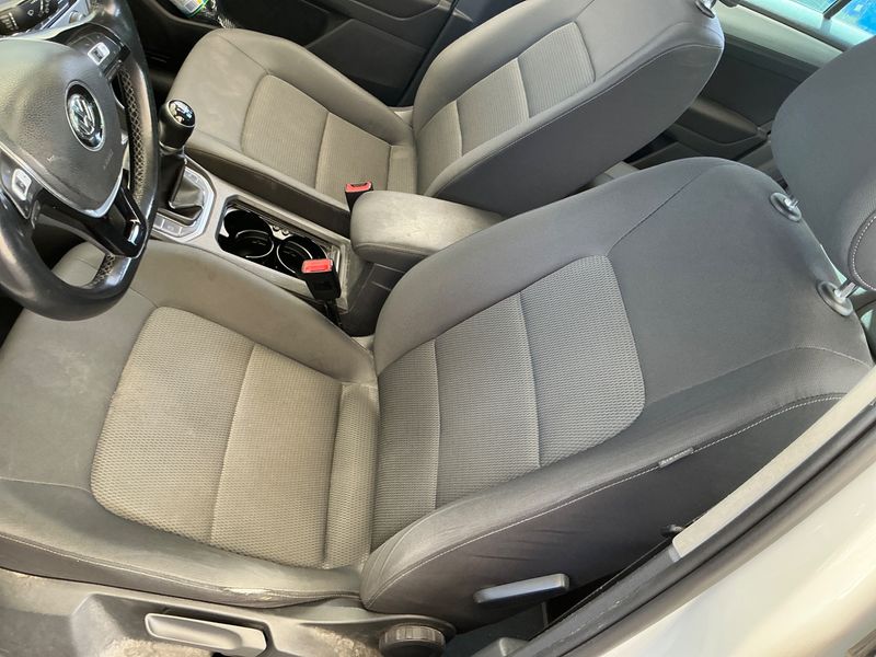 Volkswagen Golf VII Sportsvan 2.0 TDI Advance BlueMotion Tech 2017 – снимка 27