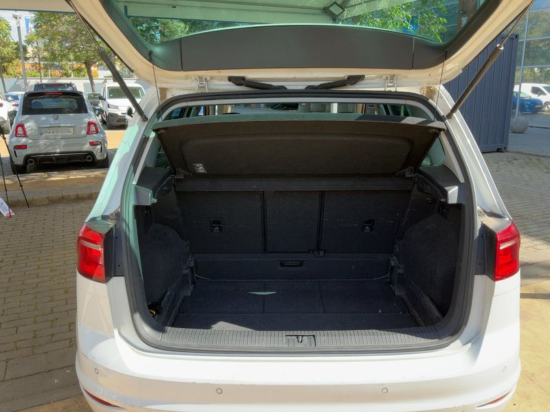 Volkswagen Golf VII Sportsvan 2.0 TDI Advance BlueMotion Tech 2017 – снимка 15