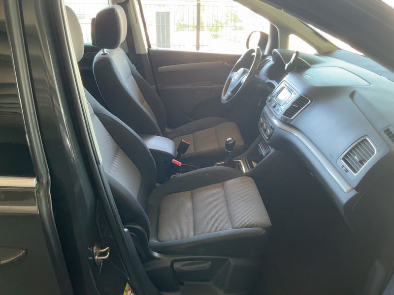 Volkswagen Sharan 2.0 TDI Comfortline 4Motion BlueMotion Tech 2014 – снимка 16