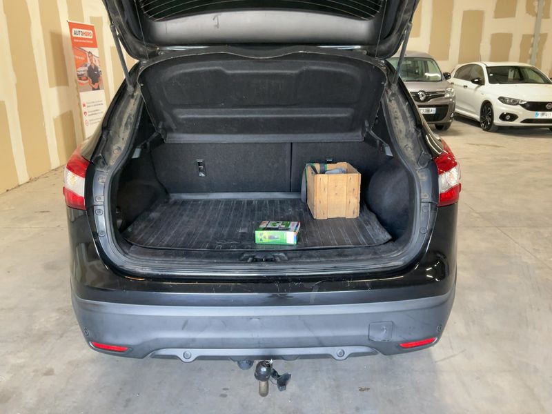Nissan Qashqai 1.5 Turbodiesel Connect Edition 2014 – снимка 15