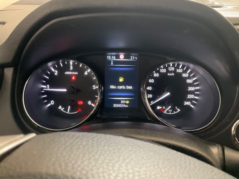 Nissan Qashqai 1.5 Turbodiesel Connect Edition 2014 – снимка 18