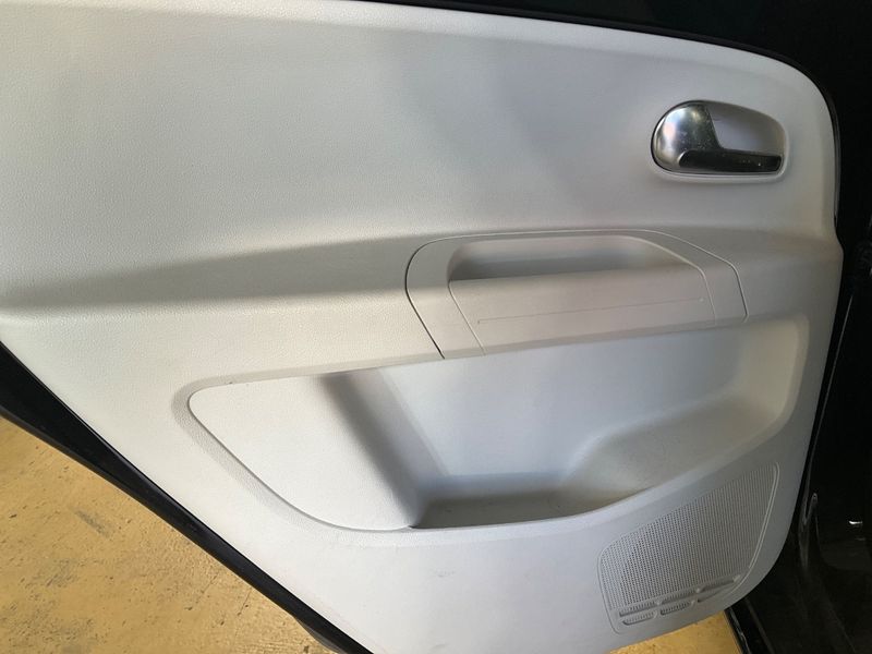 Volkswagen up! 1.0 TSI Comfortline BlueMotion Tech 2016 – снимка 27