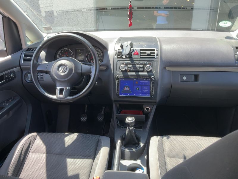 Volkswagen Touran 1.4 TSI Comfortline 2012 – снимка 17