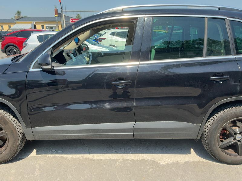 Volkswagen Tiguan 2.0 TDI Sport & Style 4Motion 2009 – снимка 4