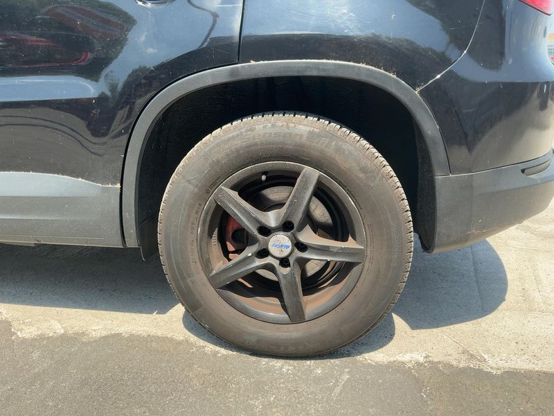 Volkswagen Tiguan 2.0 TDI Sport & Style 4Motion 2009 – снимка 5