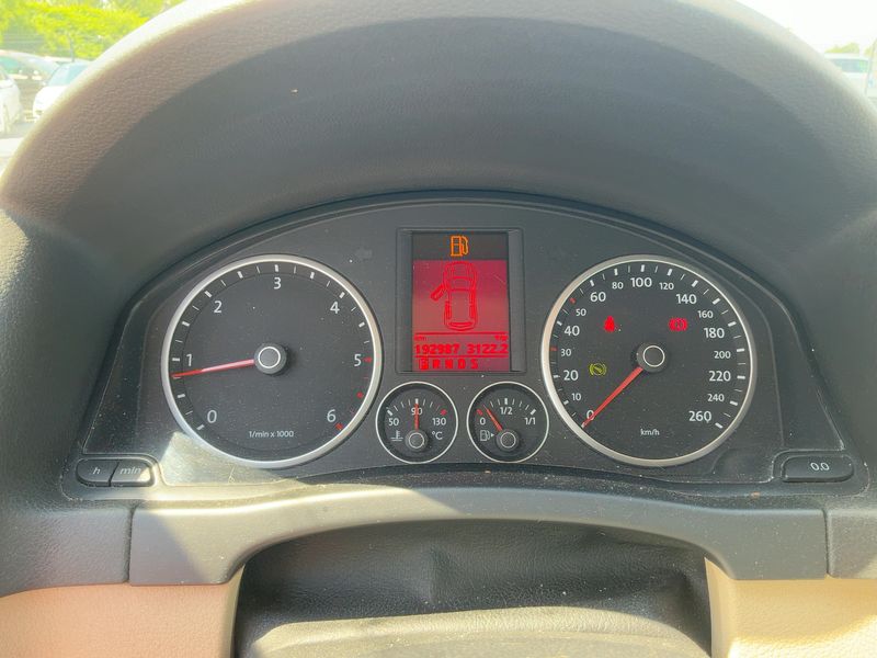 Volkswagen Tiguan 2.0 TDI Sport & Style 4Motion 2009 – снимка 18