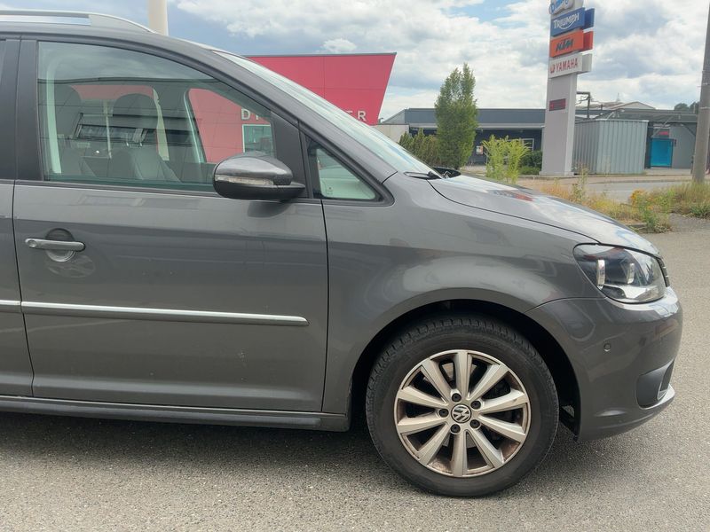 Volkswagen Touran 2.0 TDI Highline BlueMotion Tech 2014 – снимка на щета