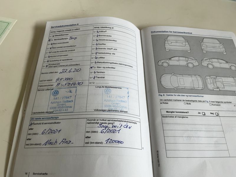 Volkswagen Touran 2.0 TDI Highline BlueMotion Tech 2014 – снимка 30