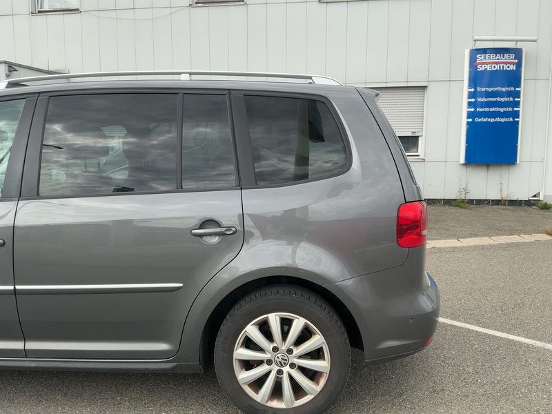 Volkswagen Touran 2.0 TDI Highline BlueMotion Tech 2014 – снимка 3