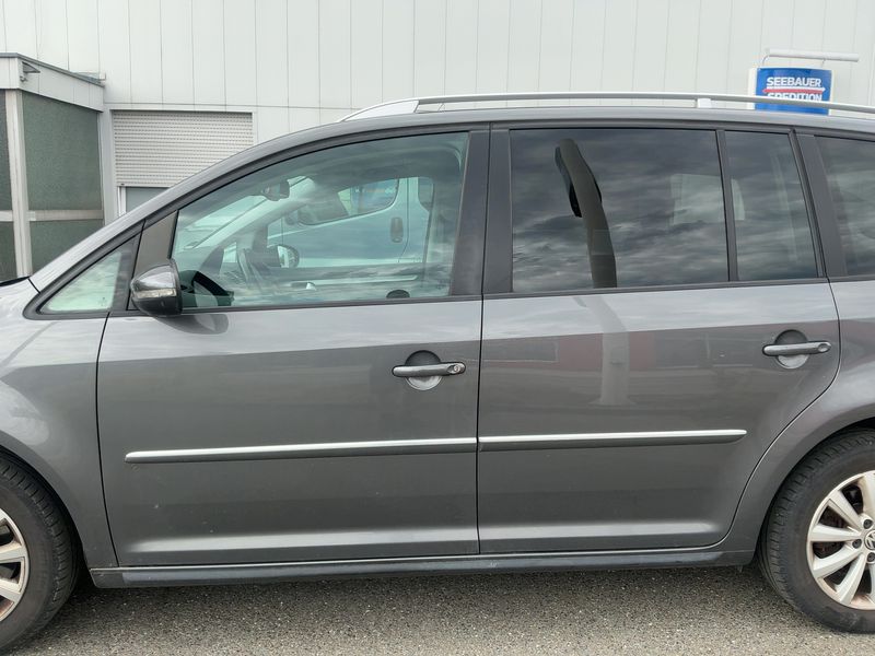Volkswagen Touran 2.0 TDI Highline BlueMotion Tech 2014 – снимка на щета