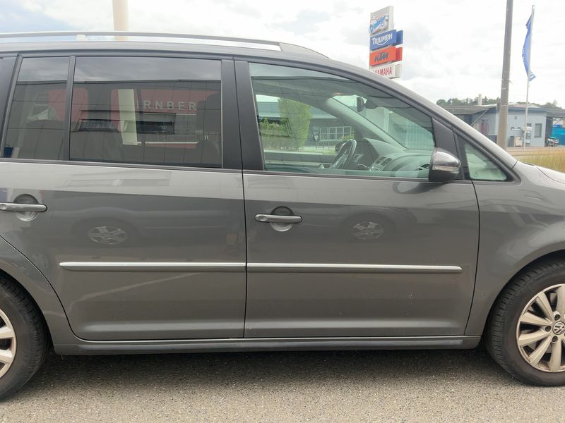 Volkswagen Touran 2.0 TDI Highline BlueMotion Tech 2014 – снимка на щета